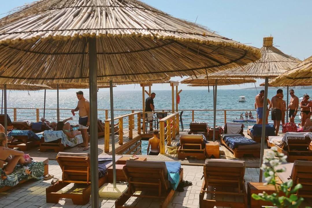 Jad Rooms Саранде Екстериор снимка